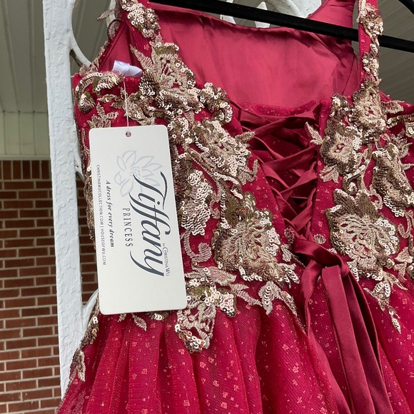 Tiffany wine/gold  pageant dress little girl size 8, new with tags - Picture 14 of 14